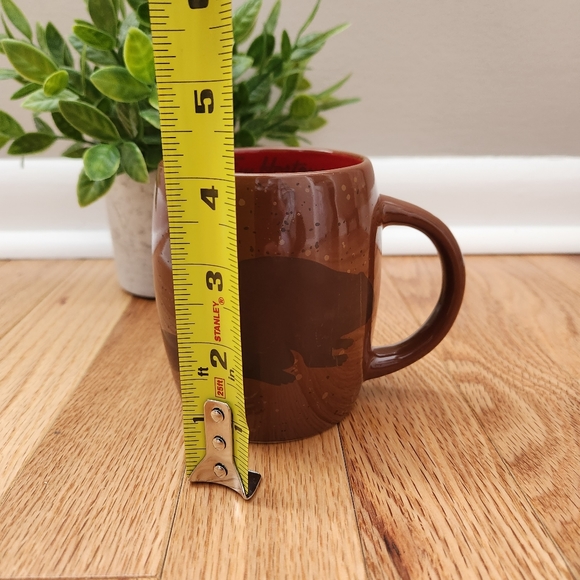 Tim Hortons 2016 Collection Brown Beaver Coffee Mug - Picture 8 of 11